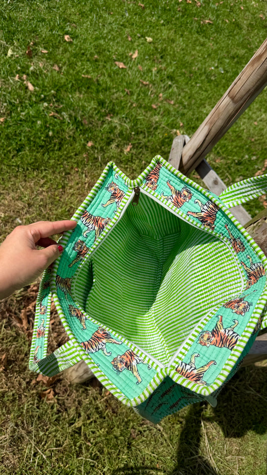Tiger tote bag