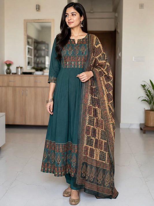 Ajrak Desen İşlemeli Anarkali Set