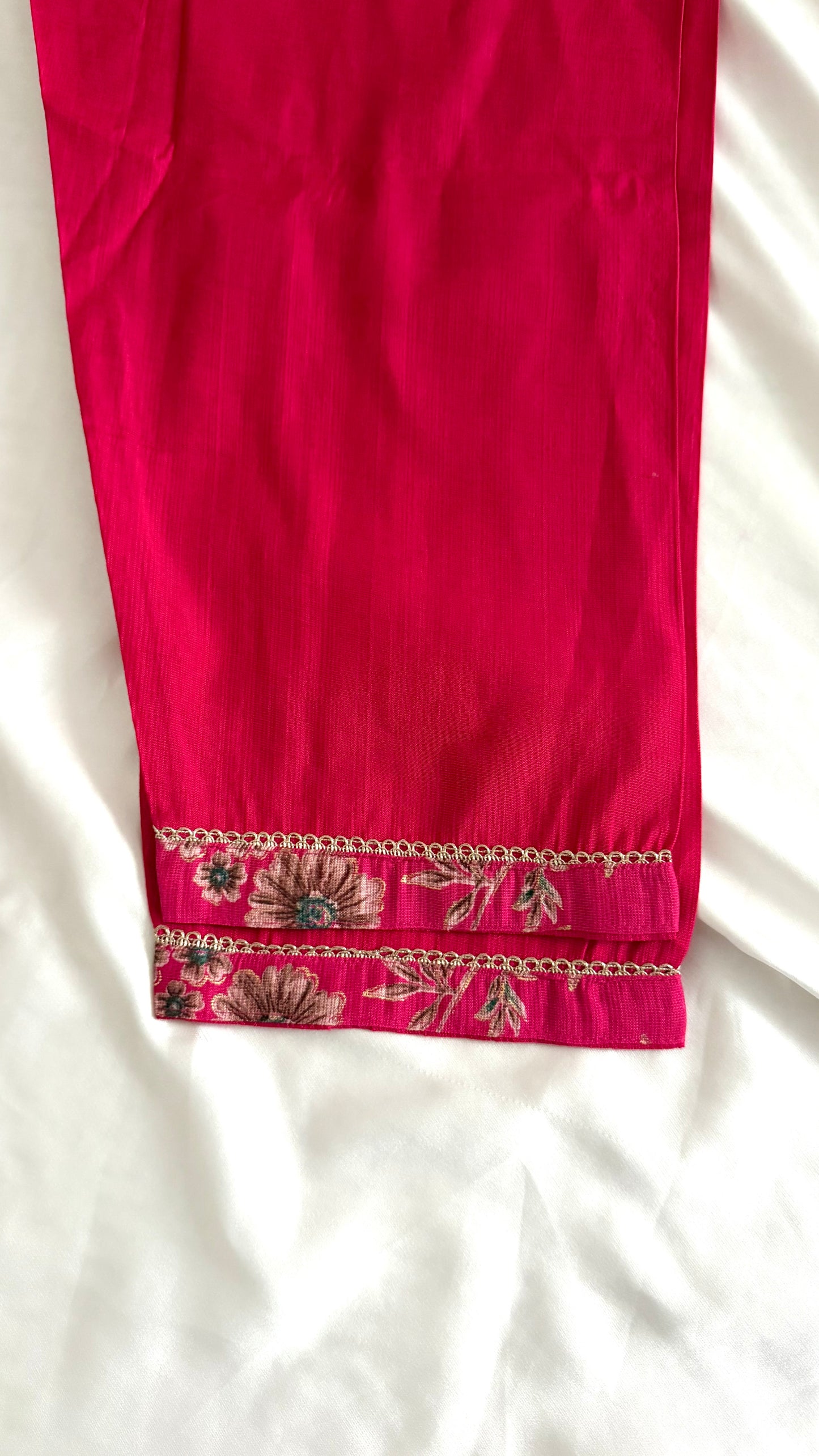 Gulabi Anarkali