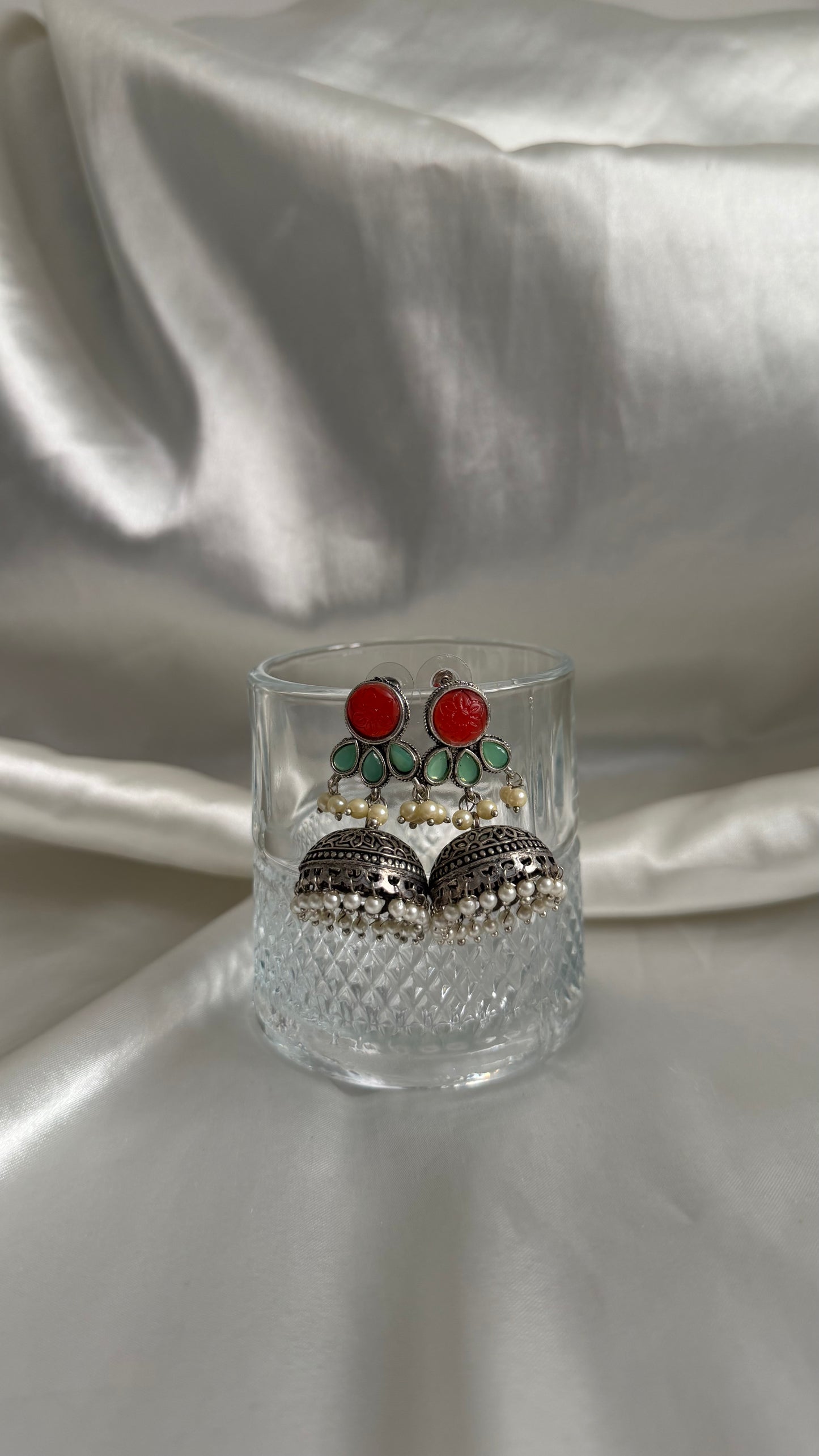 Damla Detaylı Jhumka Küpeler