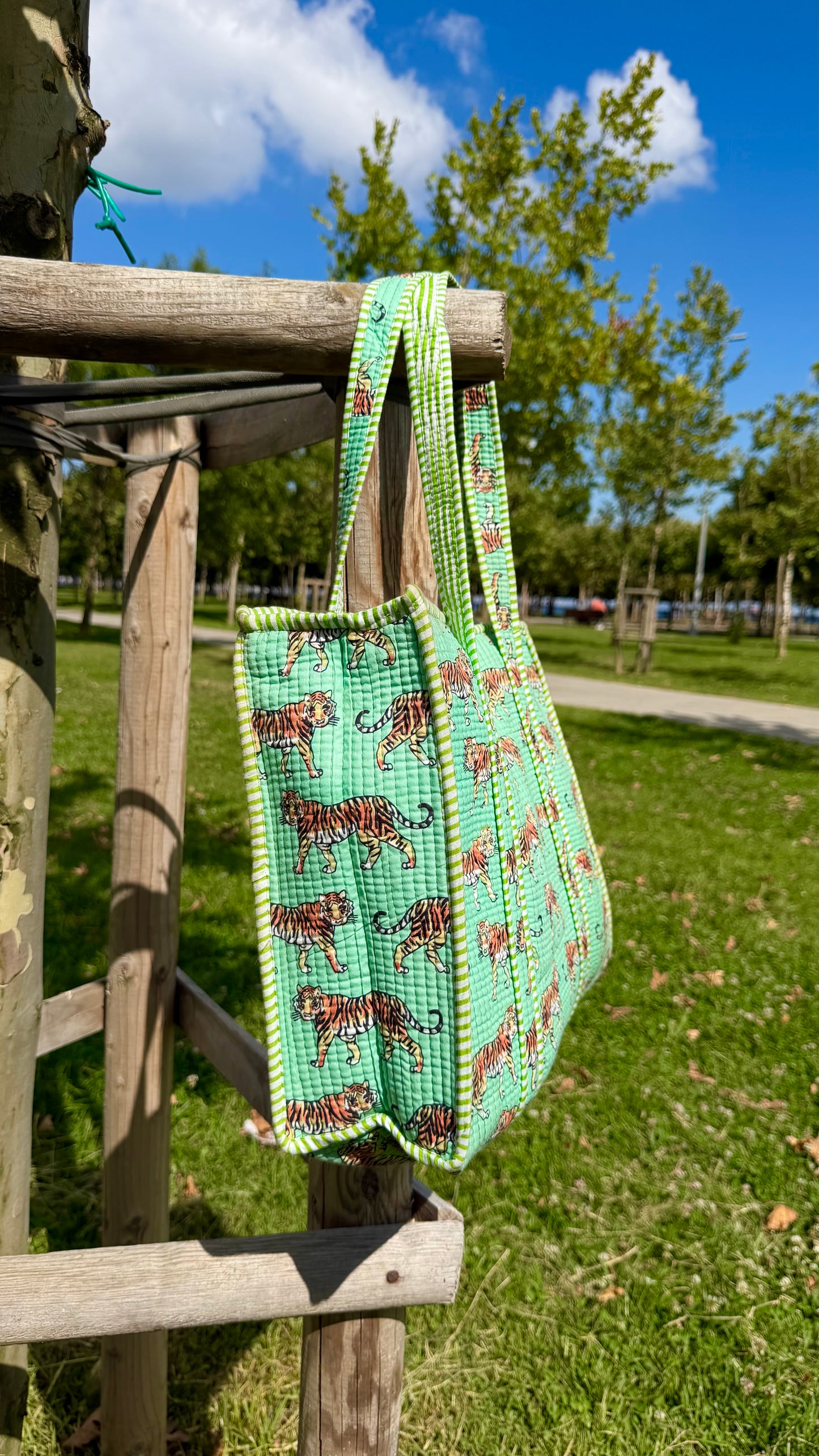 Tiger tote bag