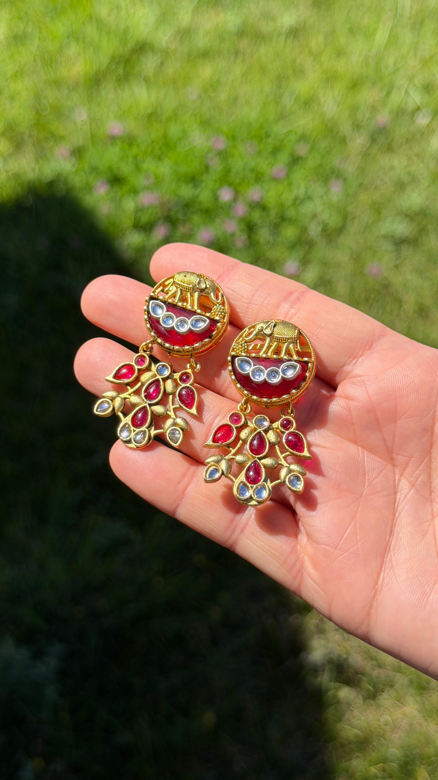 Fil Boncuklu Choker Kolye