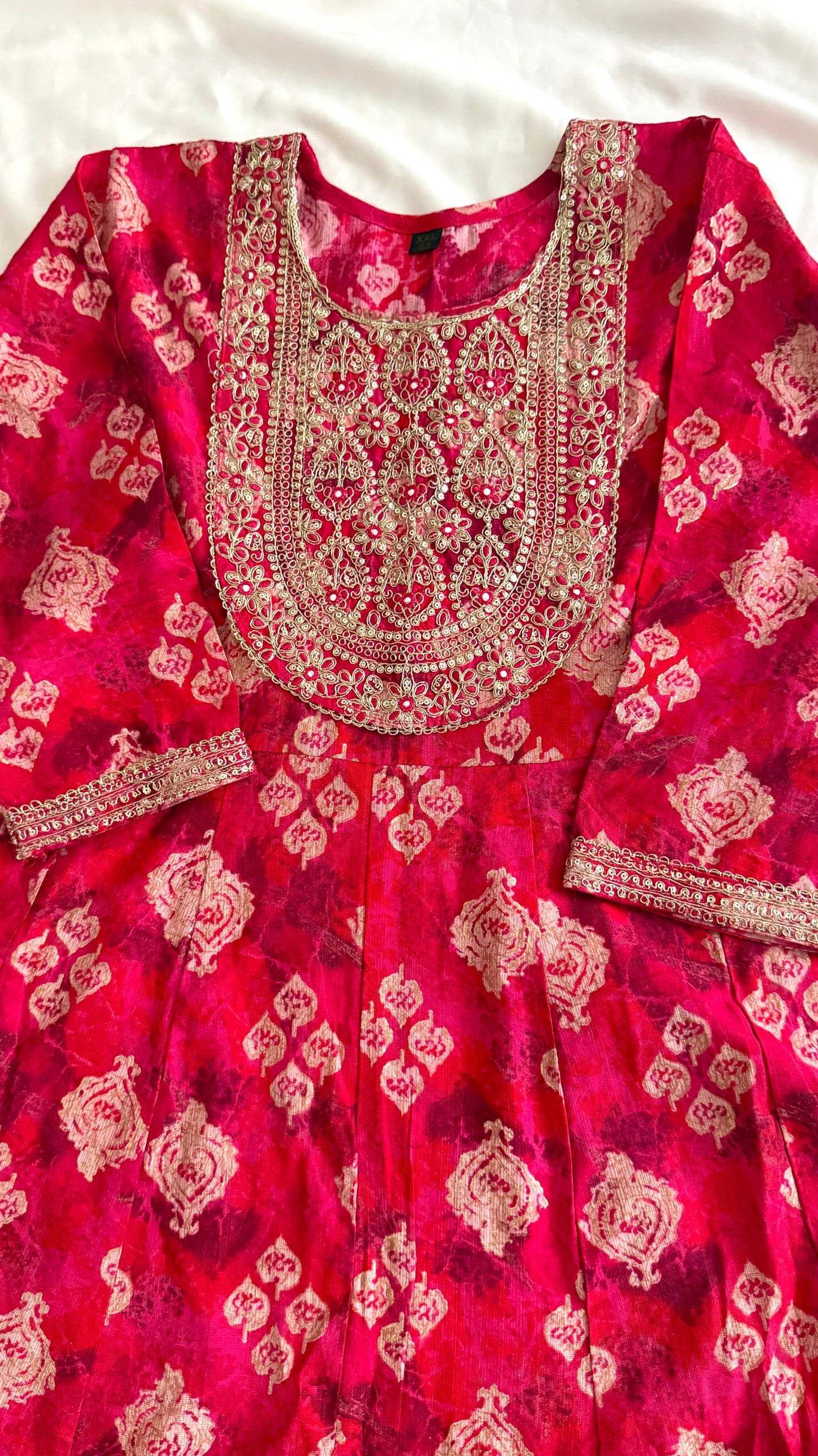 Gulabi Anarkali
