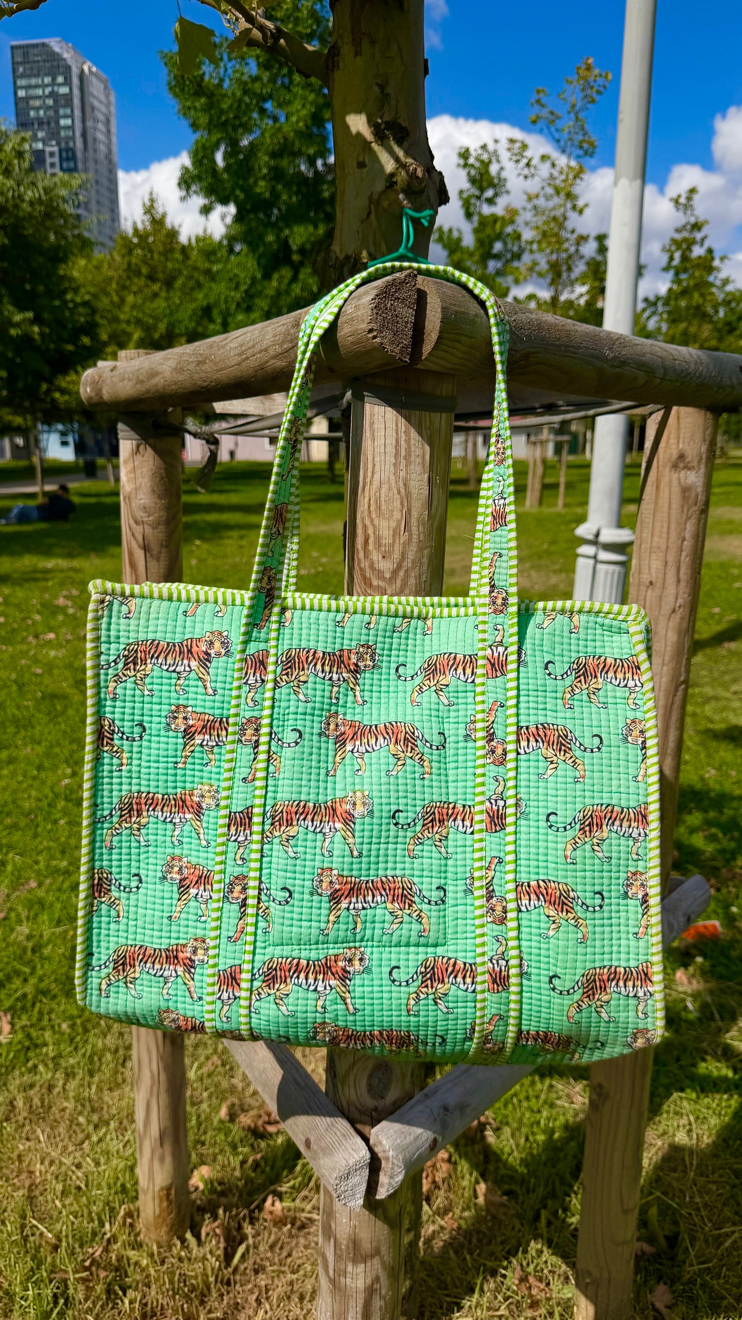Tiger tote bag
