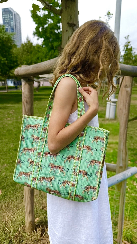 Tiger tote bag