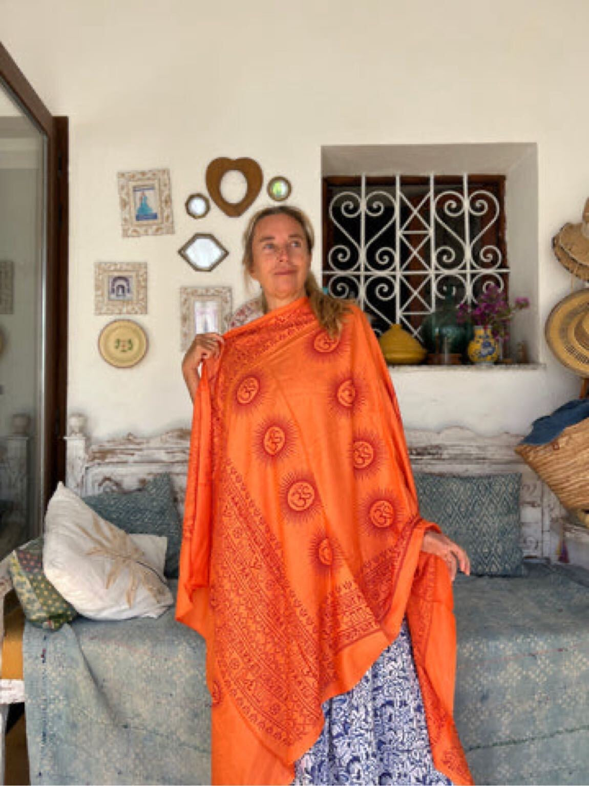 Om Sarong