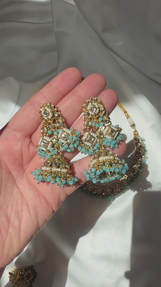 Baby Blue Necklace Set